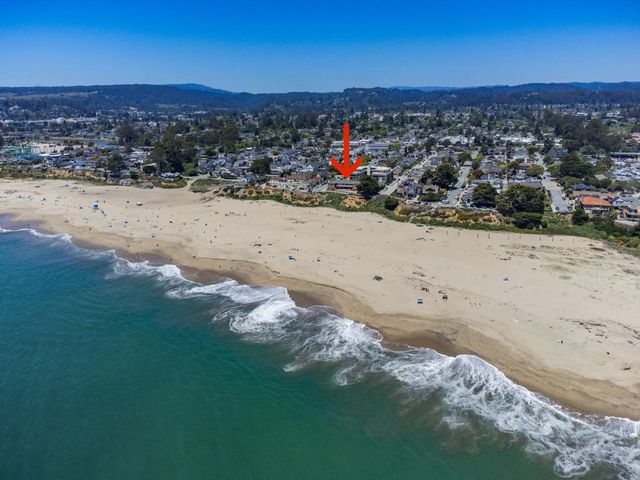 1703 East Cliff Drive, Santa Cruz, CA 95062