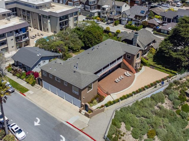1703 East Cliff Drive, Santa Cruz, CA 95062