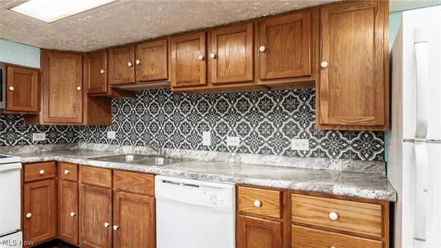 57737 Montour Road, Senecaville, OH 43780