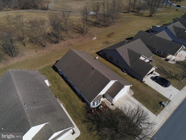 14 COLONIAL CT, Shippensburg, PA 17257