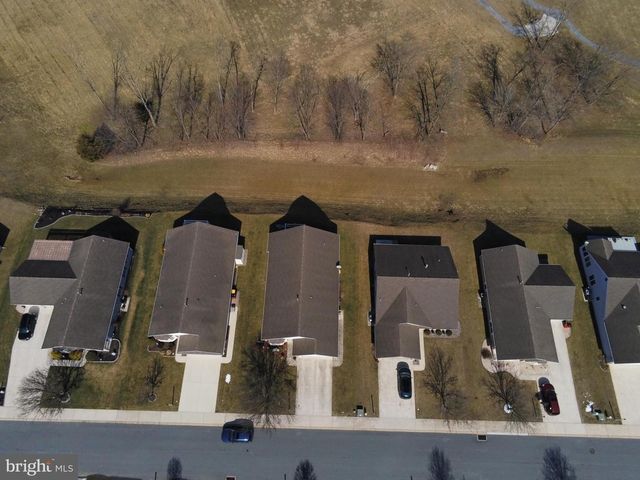 14 COLONIAL CT, Shippensburg, PA 17257