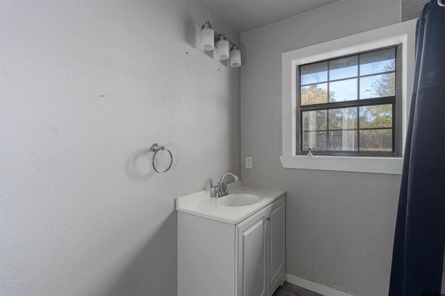 21058 CR 145, Tyler, TX 75703