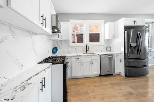19 Sanford Ave, Belleville Twp., NJ 07109