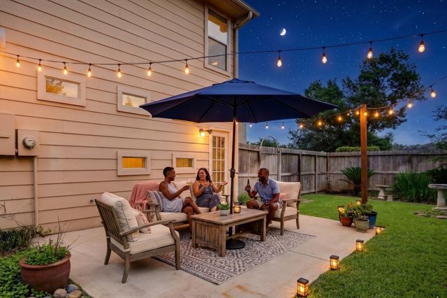 8942 Summer Ash Lane, Sugar Land, TX 77479