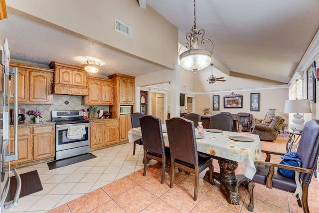 316 Hickman Lane, Angleton, TX 77515