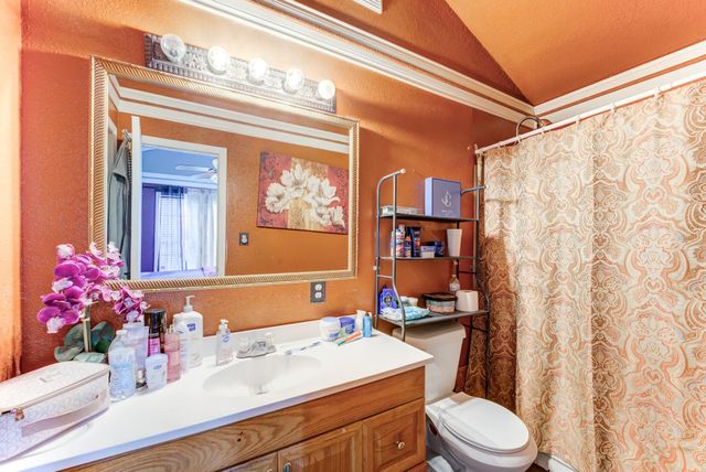 316 Hickman Lane, Angleton, TX 77515