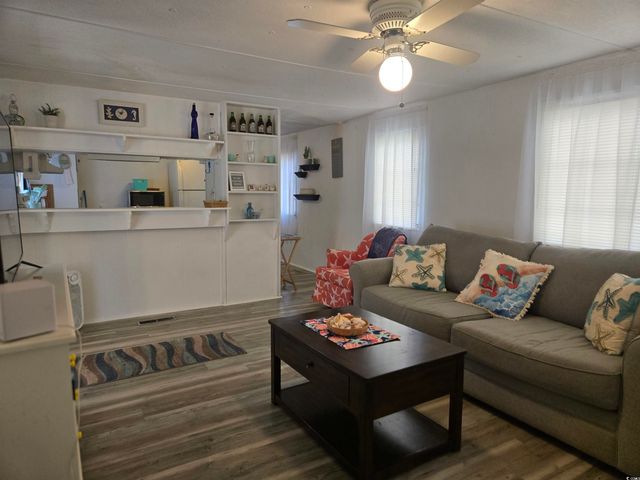 386 West Canal St., Garden City Beach, SC 29576