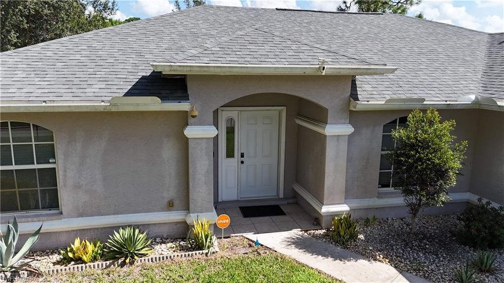1025 Iris ST E, LEHIGH ACRES, FL 33974 — photo 2
