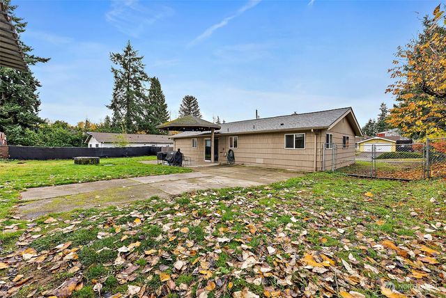 5301 138th St E, Tacoma, WA 98446