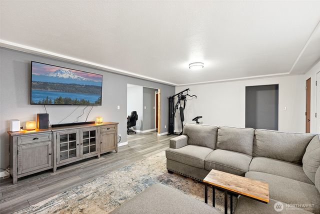 5301 138th St E, Tacoma, WA 98446