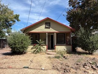 5201 9th Ave, Sacramento, CA 95820