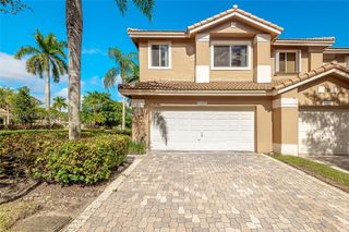 15853 SW 10th St, Pembroke Pines, FL 33027