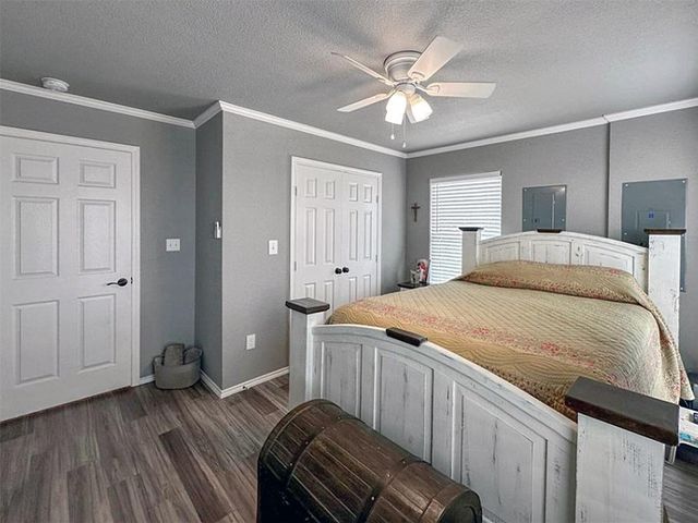 1322 Bahama Lane, Port Bolivar, TX 77650