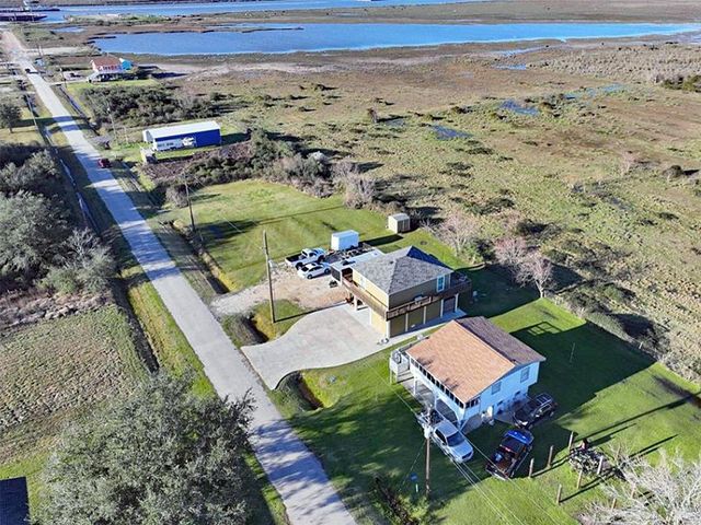 1322 Bahama Lane, Port Bolivar, TX 77650