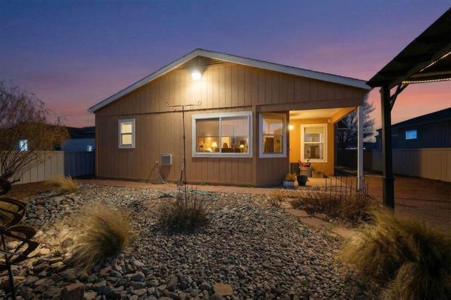 2209 High Desert Circle NE, Rio Rancho, NM 87144