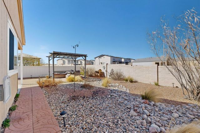 2209 High Desert Circle NE, Rio Rancho, NM 87144