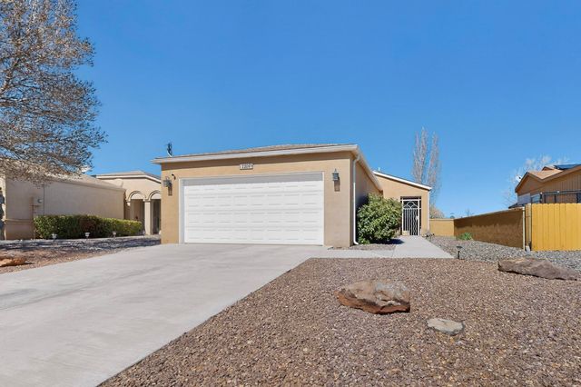 2209 High Desert Circle NE, Rio Rancho, NM 87144