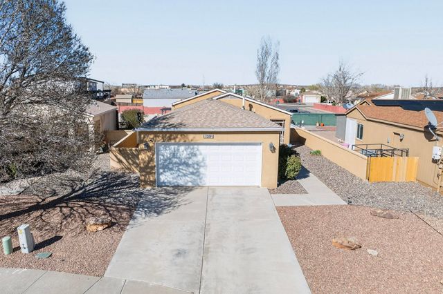 2209 High Desert Circle NE, Rio Rancho, NM 87144