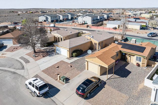 2209 High Desert Circle NE, Rio Rancho, NM 87144