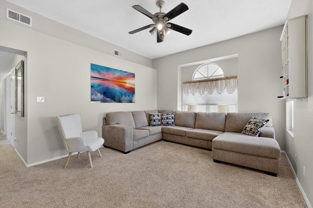 2209 High Desert Circle NE, Rio Rancho, NM 87144