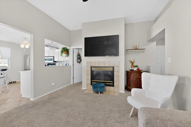 2209 High Desert Circle NE, Rio Rancho, NM 87144