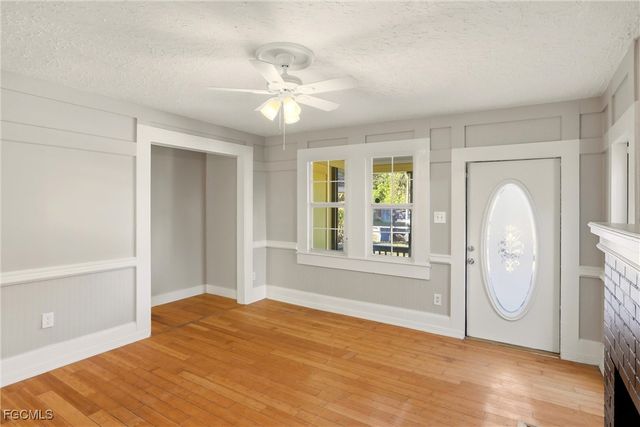 2342 Stella ST, Fort Myers, FL 33901