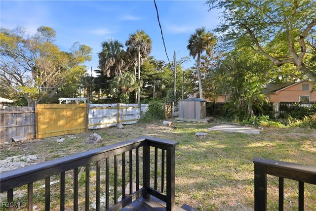 2342 Stella ST, Fort Myers, FL 33901