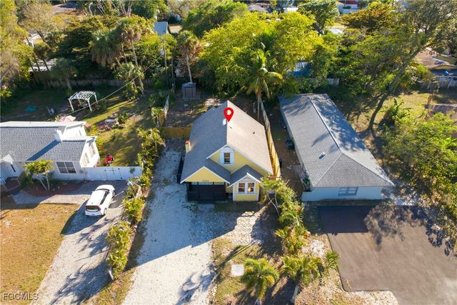2342 Stella ST, Fort Myers, FL 33901