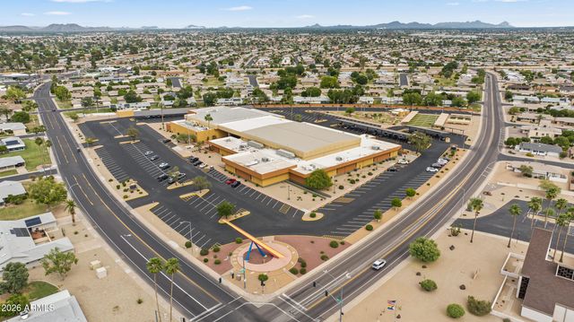 9904 W SHIPROCK Drive, Sun City, AZ 85351