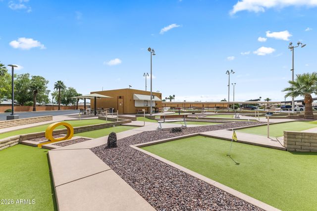 9904 W SHIPROCK Drive, Sun City, AZ 85351