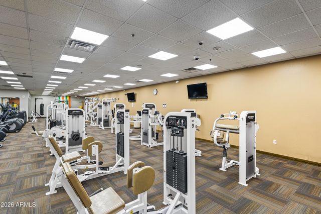 9904 W SHIPROCK Drive, Sun City, AZ 85351