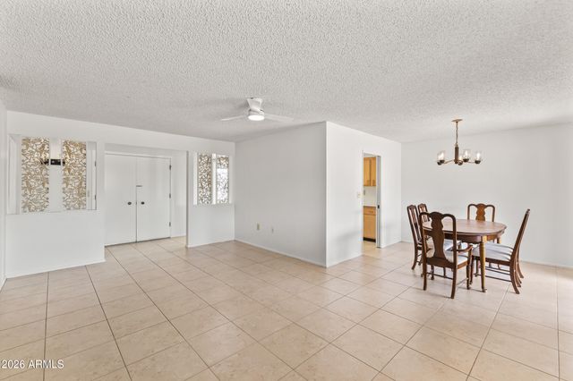 9904 W SHIPROCK Drive, Sun City, AZ 85351