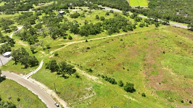 718 Windmill Ridge, Blanco, TX 78606