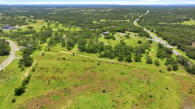 718 Windmill Ridge, Blanco, TX 78606