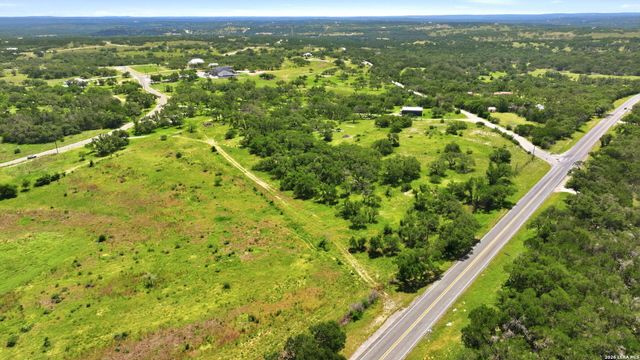 718 Windmill Ridge, Blanco, TX 78606