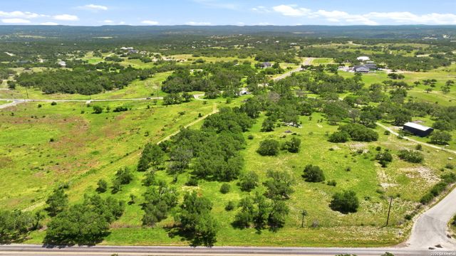 718 Windmill Ridge, Blanco, TX 78606