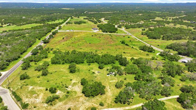 718 Windmill Ridge, Blanco, TX 78606