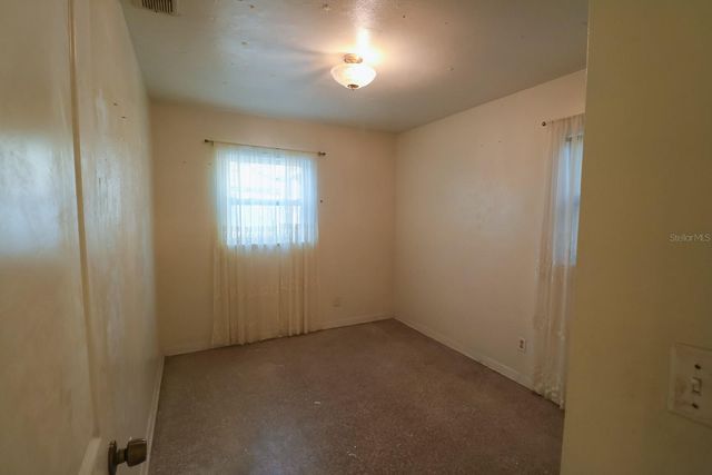 2106 E 109TH AVENUE, Tampa, FL 33612