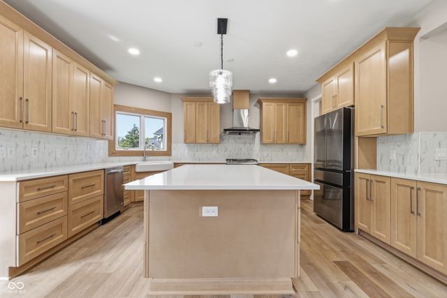 11625 Harvest Moon Drive, Noblesville, IN 46060