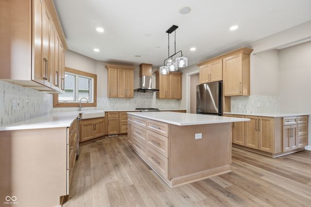 11625 Harvest Moon Drive, Noblesville, IN 46060