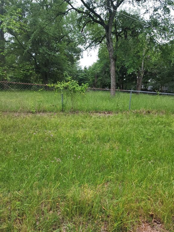 148 Lake Forest, Mabank, TX 75156