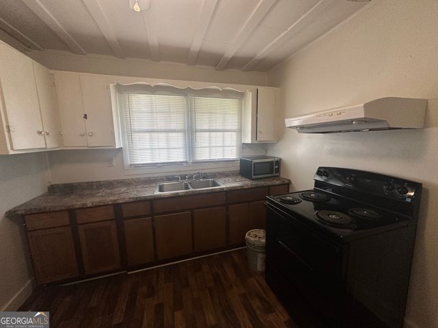 261 Linda Drive NE, Milledgeville, GA 31061