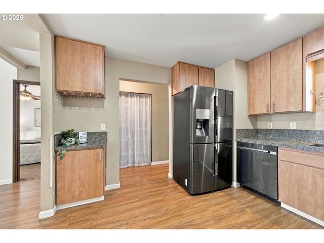1608 Nw ROLLING HILL Dr, Beaverton, OR 97006
