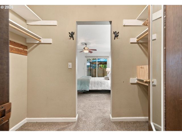 1608 Nw ROLLING HILL Dr, Beaverton, OR 97006