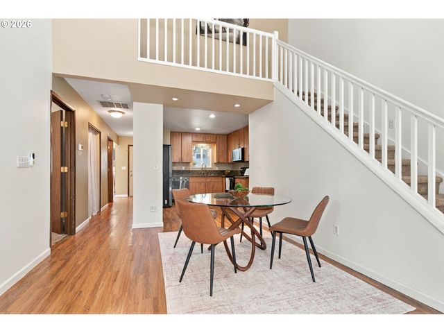 1608 Nw ROLLING HILL Dr, Beaverton, OR 97006