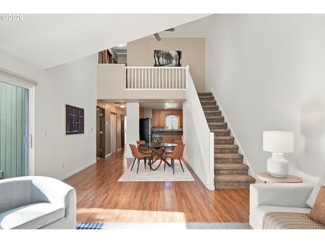 1608 Nw ROLLING HILL Dr, Beaverton, OR 97006