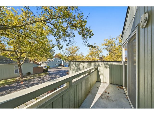 1608 Nw ROLLING HILL Dr, Beaverton, OR 97006