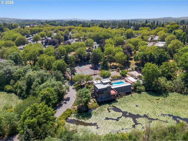 1608 Nw ROLLING HILL Dr, Beaverton, OR 97006