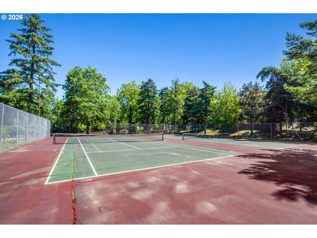 1608 Nw ROLLING HILL Dr, Beaverton, OR 97006