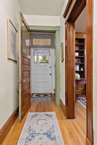 1146 Central Avenue W, Saint Paul, MN 55104